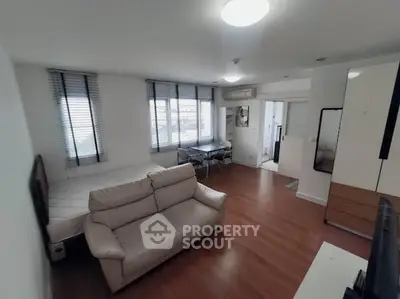 image_rental-29781575