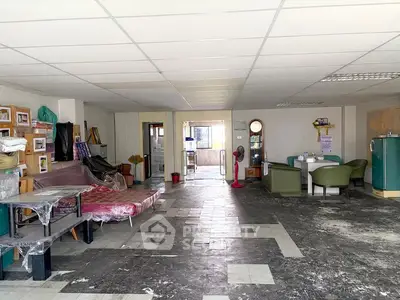 image_rental-31438361