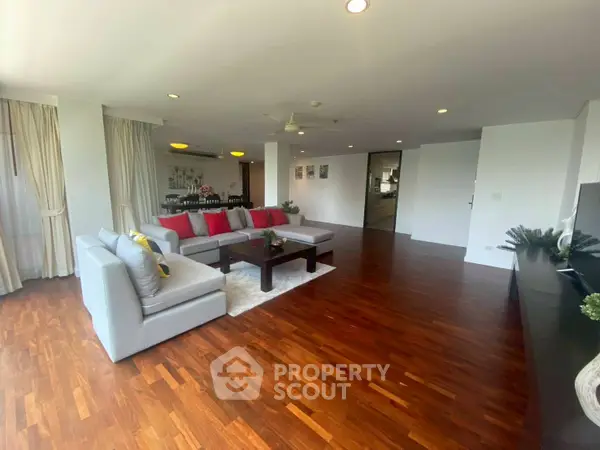 image_rental-31406225