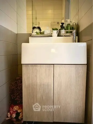 Modern bathroom with stylish vanity and elegant decor