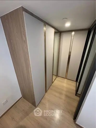 image_rental-28319872