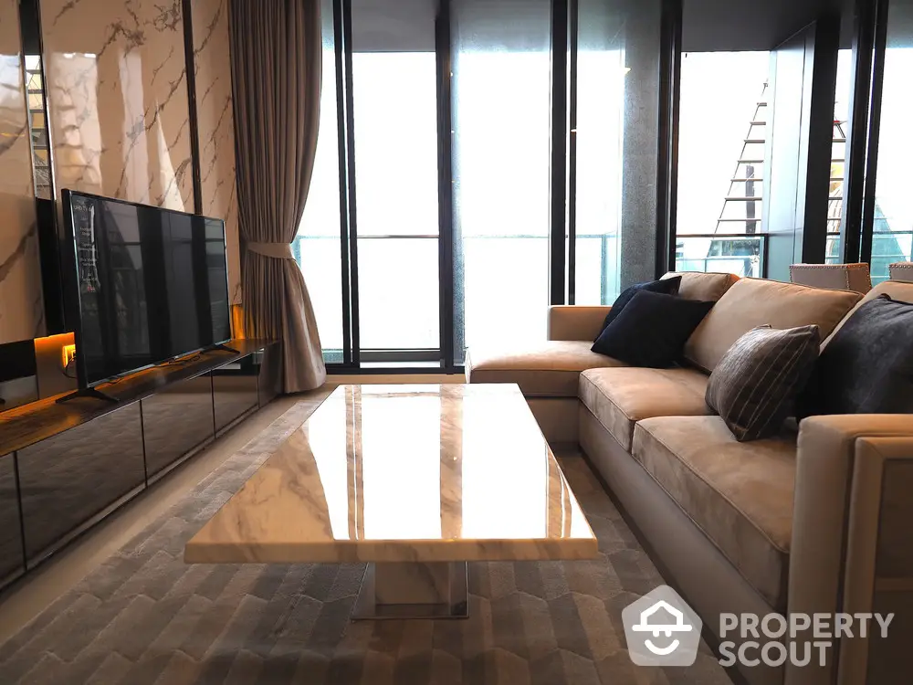  2 Bedrooms Condo at Noble Ploenchit-1