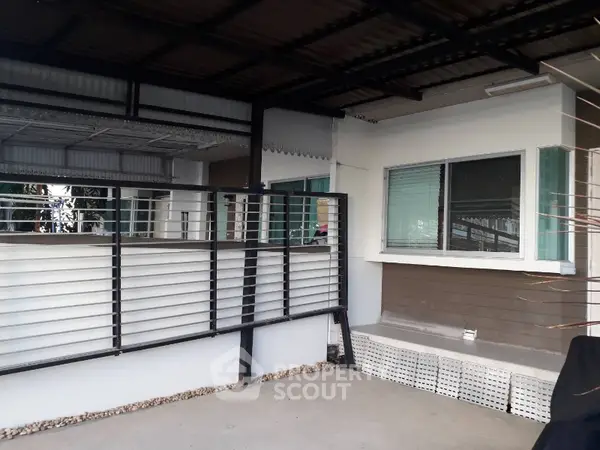 image_rental-6027283