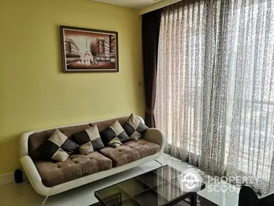 Fully Furnished 1 Bedroom Condo at Aguston Sukhumvit 22 Livingroom