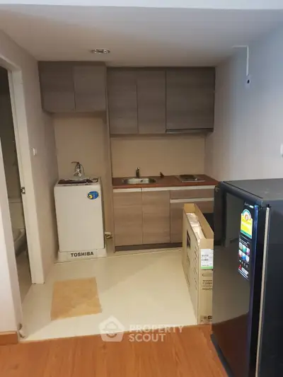 image_rental-30743783