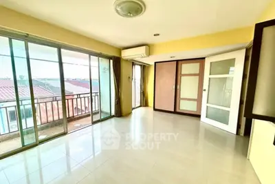 image_rental-30338844