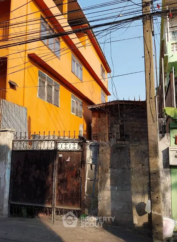 image_rental-27697562