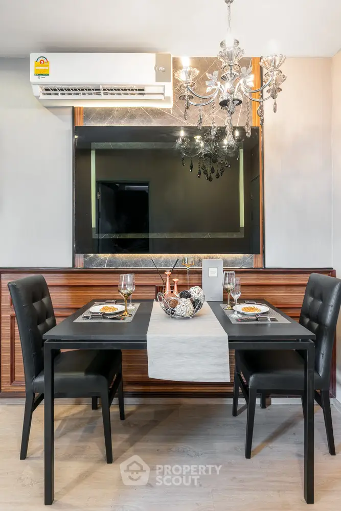 2 Bedrooms Condo at Ideo Wutthakat-1