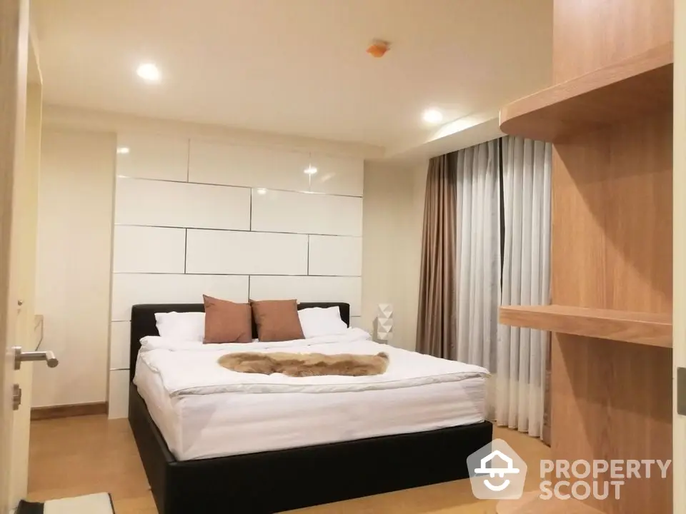  1 Bedroom Condo at Downtown 49 Sukhumvit-1