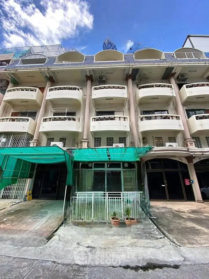 c7e53d378c41a843e3f603f3df85038f (1).jpg