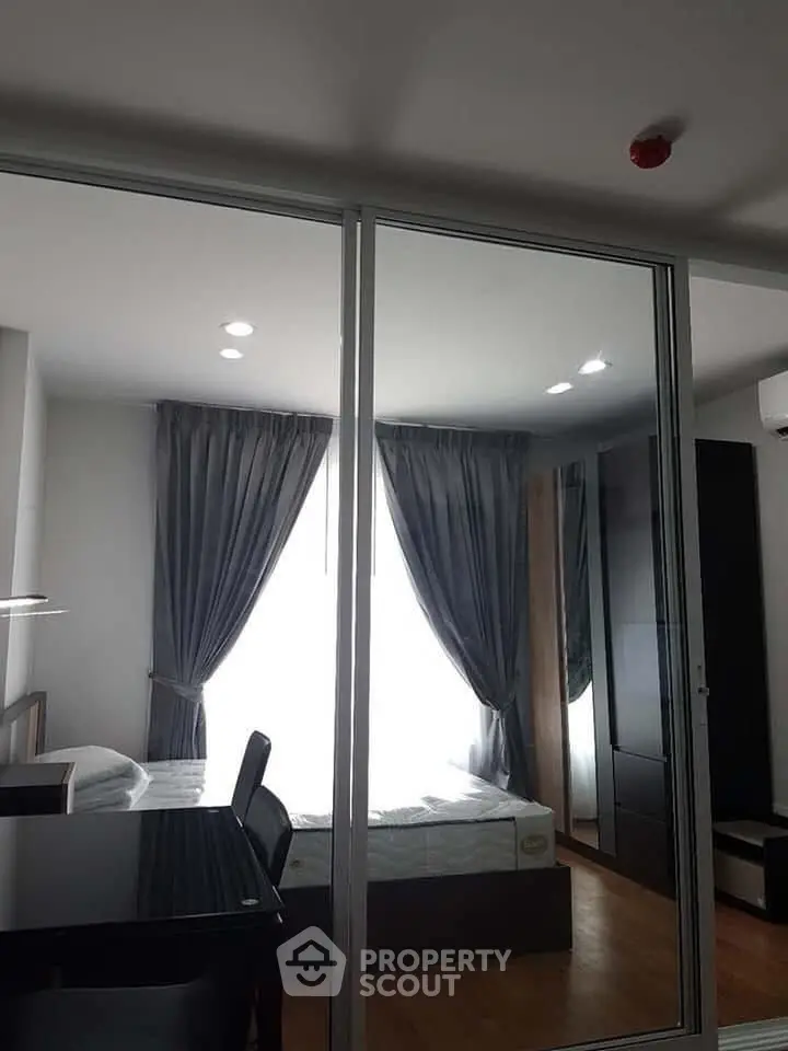  1 Bedroom Condo at Regent Home Sukhumvit 81-1