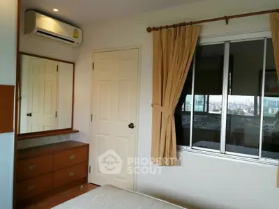  1 Bedroom Condo at Lumpini Ville Ramkhamhaeng 44-4