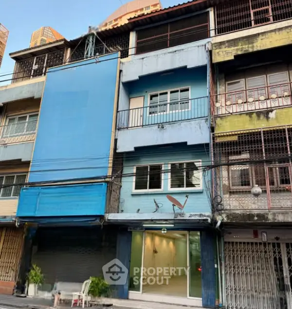 image_rental-29240240