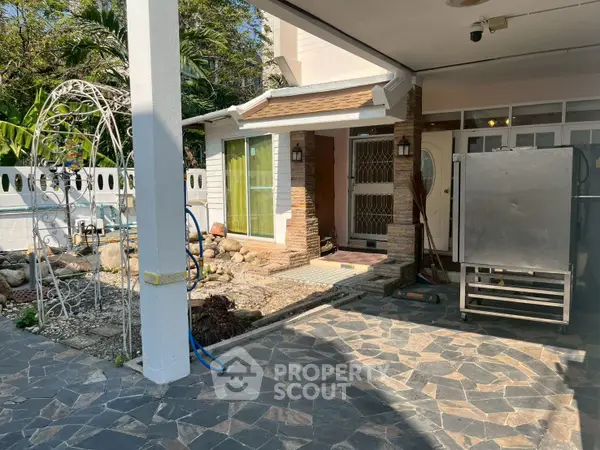 image_rental-29972172