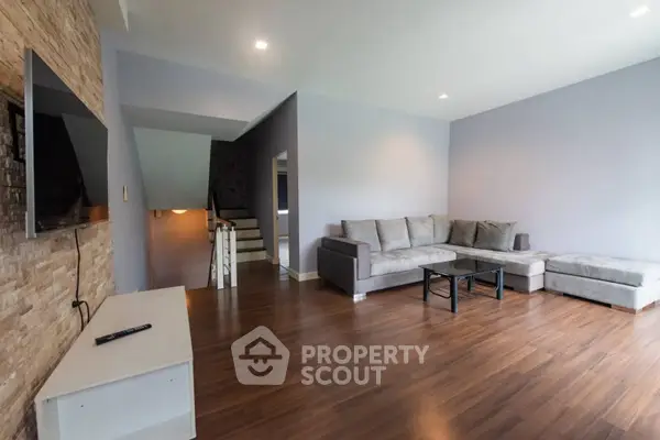 image_rental-30367688