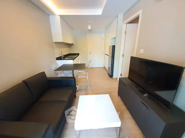 image_rental-5277560