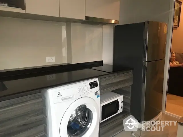  1 Bedroom Condo at Centric Scene Phaholyothin 9-1