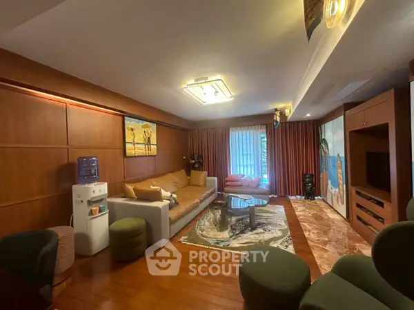 image_rental-31742040