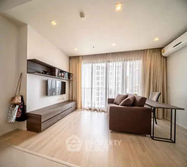 image_rental-27011086