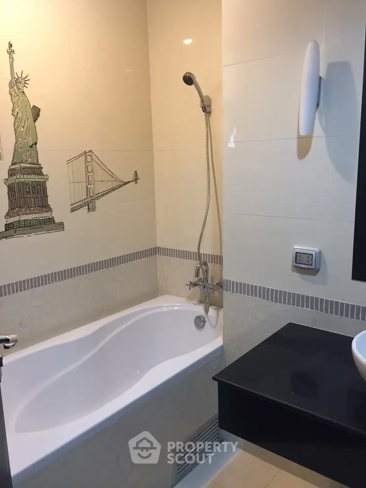  2 Bedrooms Condo -1