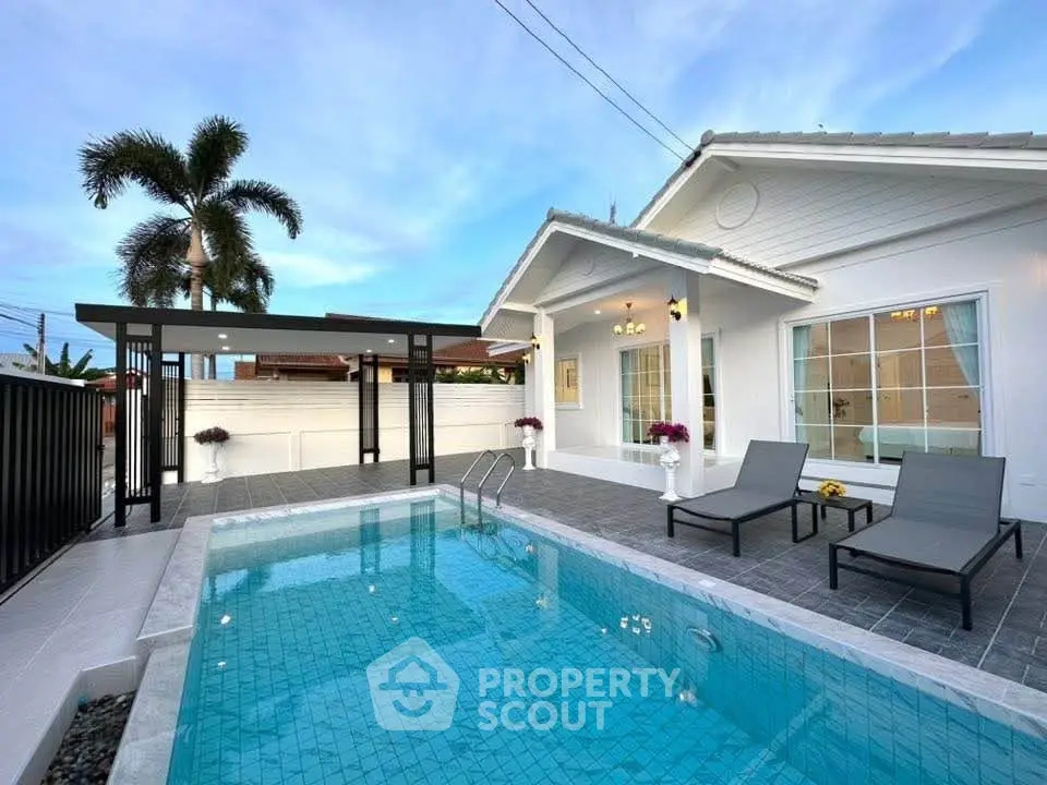 Charming modern house with pool and patio, perfect for relaxation and entertaining.
