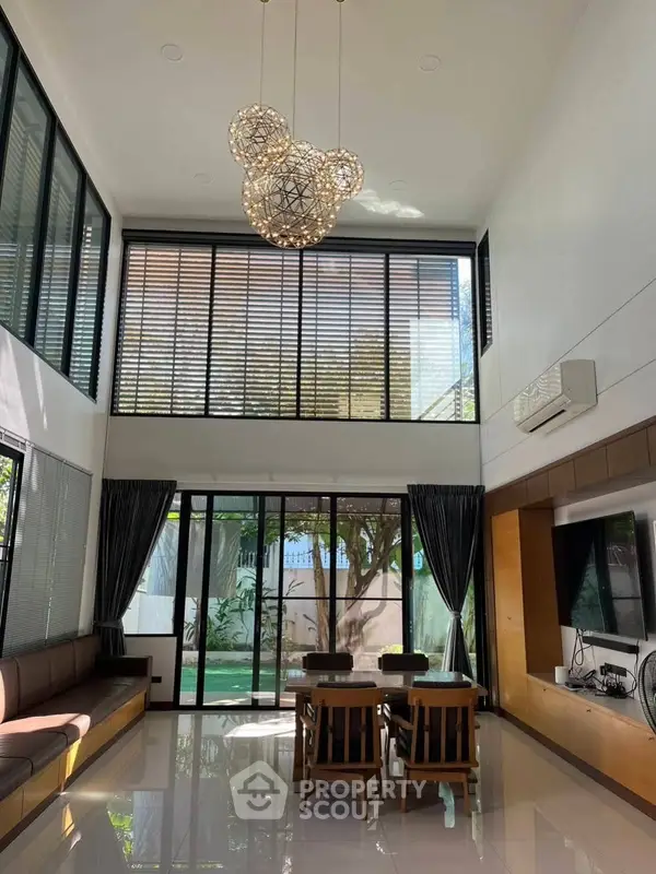 image_rental-27874671