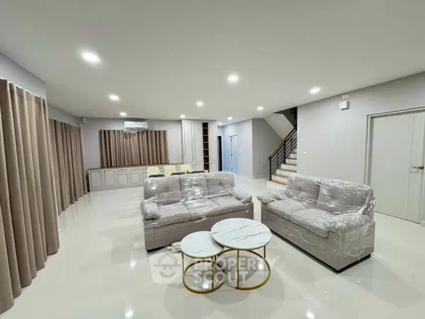 image_rental-26510146