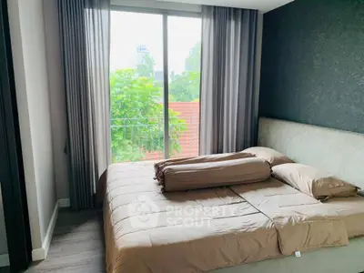 Fully Furnished 1 Bedroom Condo at The Room Sukhumvit 21-4