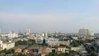  1 Bedroom Condo at The Parkland Grand Taksin-2