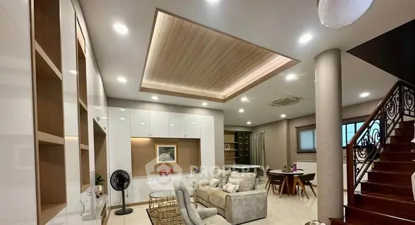 image_rental-30251463