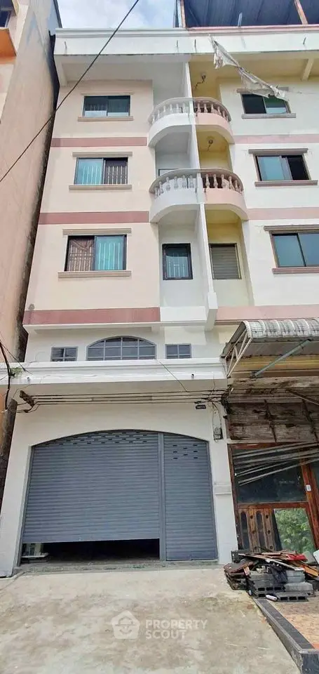 image_rental-16494173