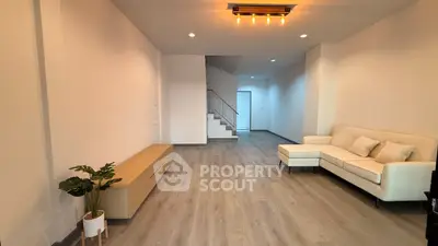 image_rental-28197409