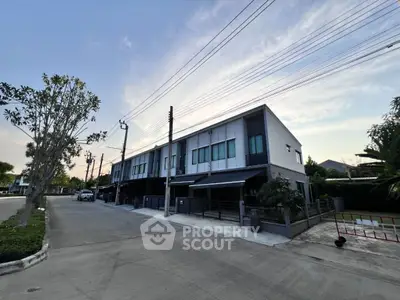 image_rental-30910585