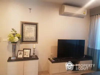  2 Bedrooms Condo at Life Ratchada-5