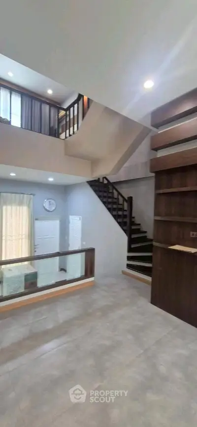 image_rental-30859041