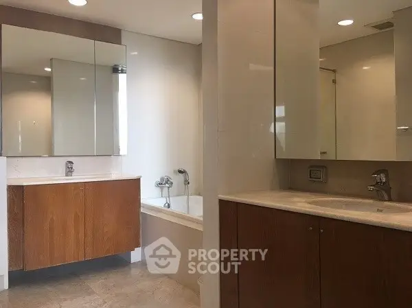  3 Bedrooms Condo at Wilshire-1