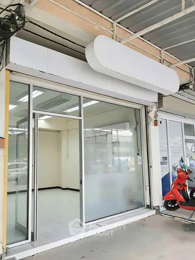 image_rental-31471472