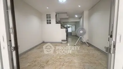 image_rental-31082337