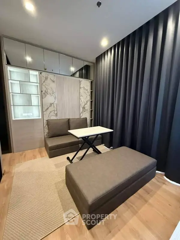 image_rental-21700612