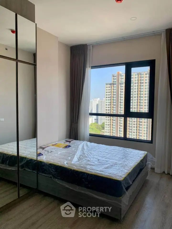 Fully Furnished 1 Bedroom Condo at Knightsbridge Prime Onnut-1