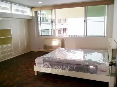 Fully Furnished 2 Bedrooms Apartment at Undefined-3