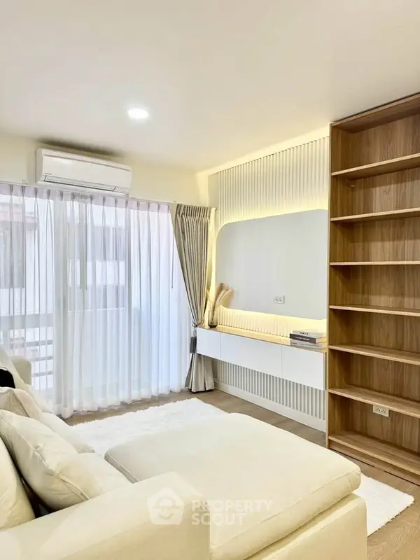 image_rental-28474071