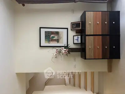 image_rental-27215912