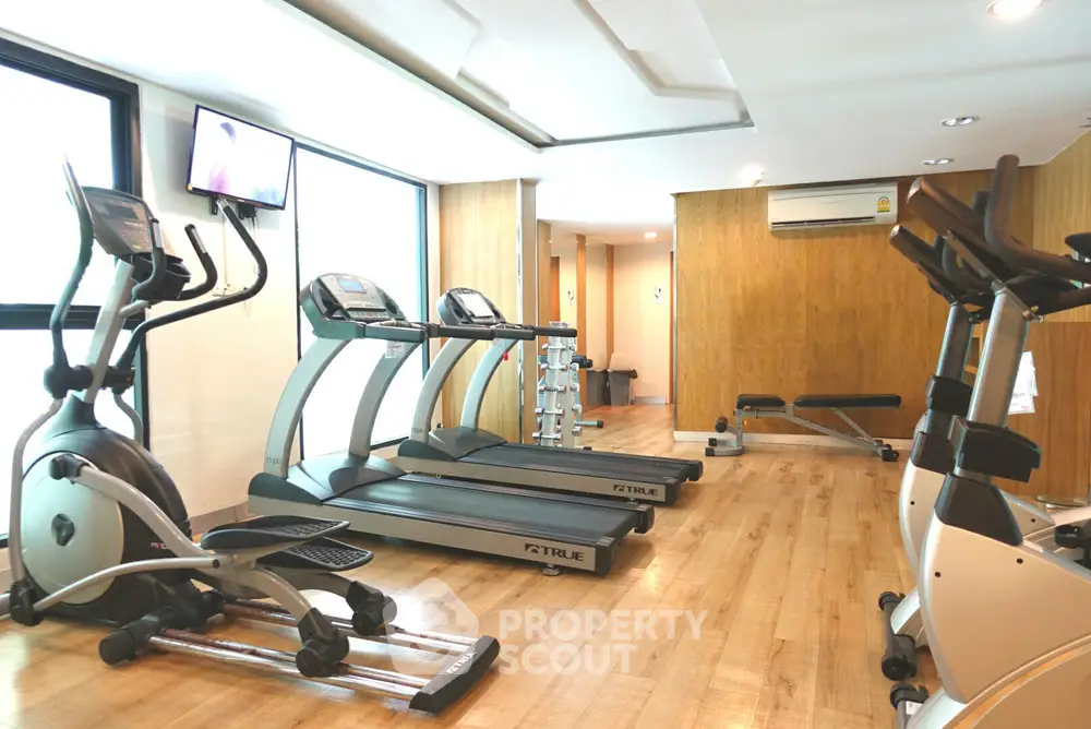  1 Bedroom Condo at Zenith Place Sukhumvit Condominium-1