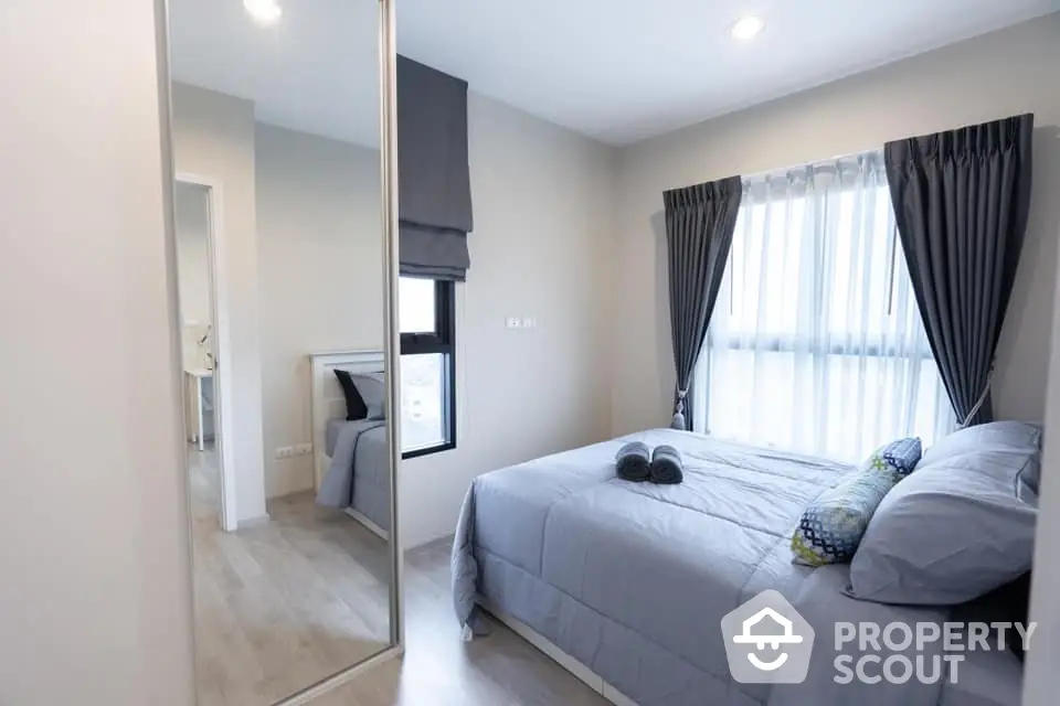  2 Bedrooms Condo at Plum Condo Central Station Phase 2-1