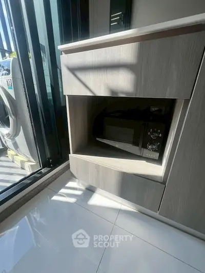 image_rental-28206277