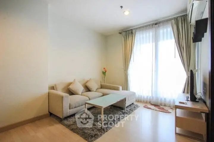 Fully Furnished 1 Bedroom Condo at Rhythm Ratchada-1