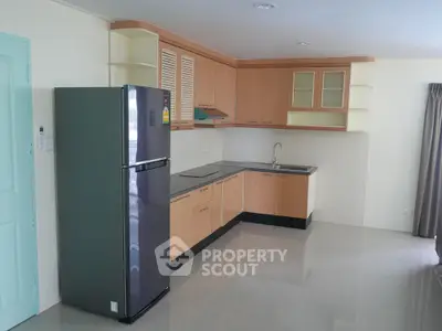 2 Bedrooms Condo at The Waterford Rama 4-3