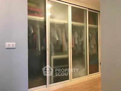 2 Bedrooms Condo -4