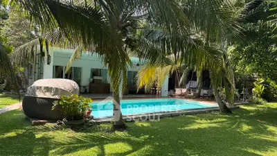 image_rental-30042854